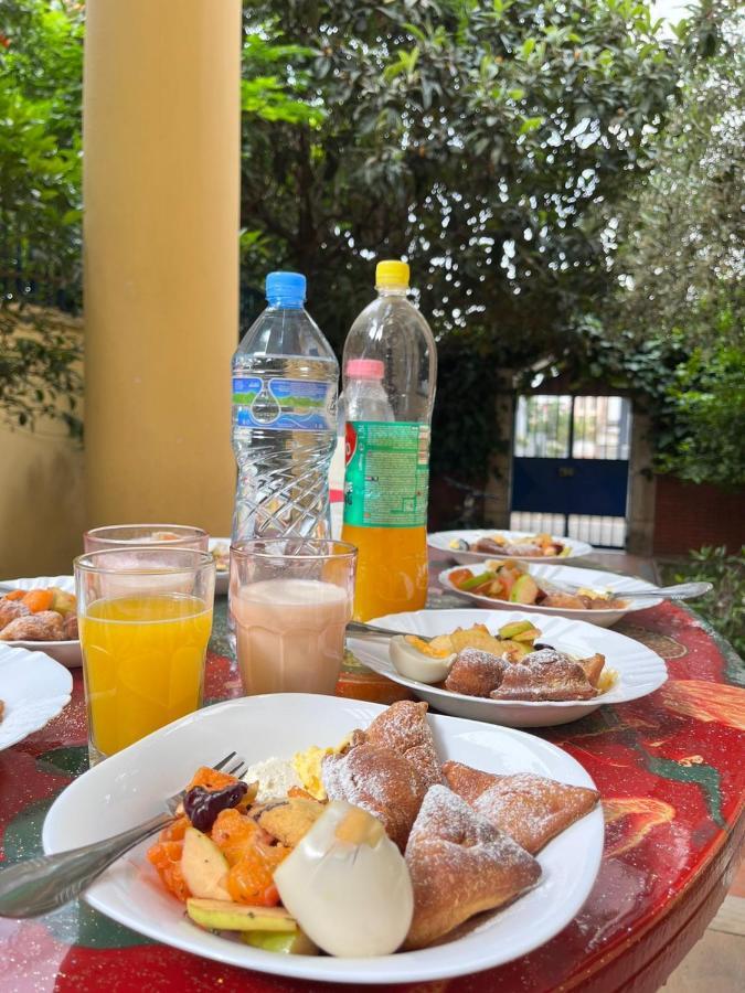 Blue Door Hostel Τίρανα Εξωτερικό φωτογραφία