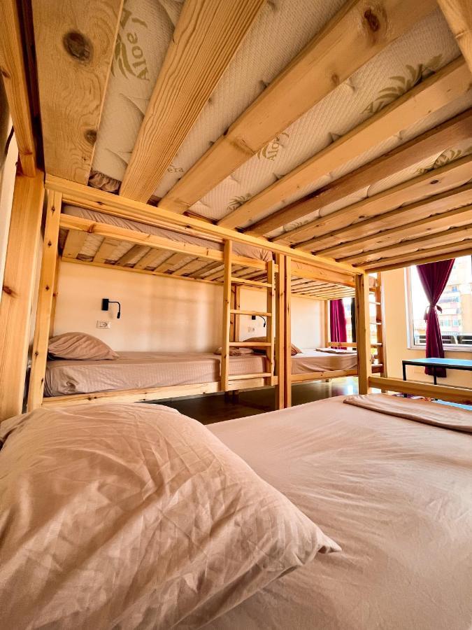 Blue Door Hostel Τίρανα Εξωτερικό φωτογραφία